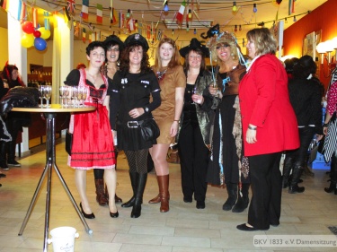BKV-Damensitzung-2016-4599.jpg